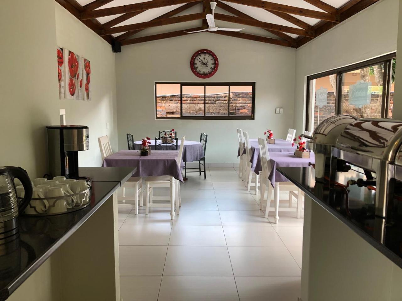 Odelia Guest House Mokopane Eksteriør billede