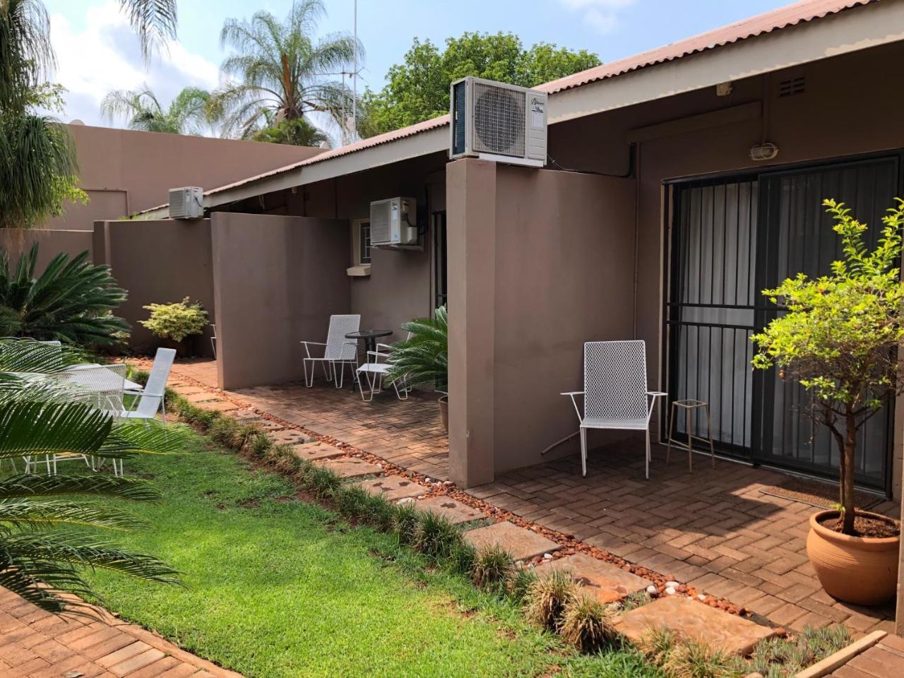 Odelia Guest House Mokopane Eksteriør billede