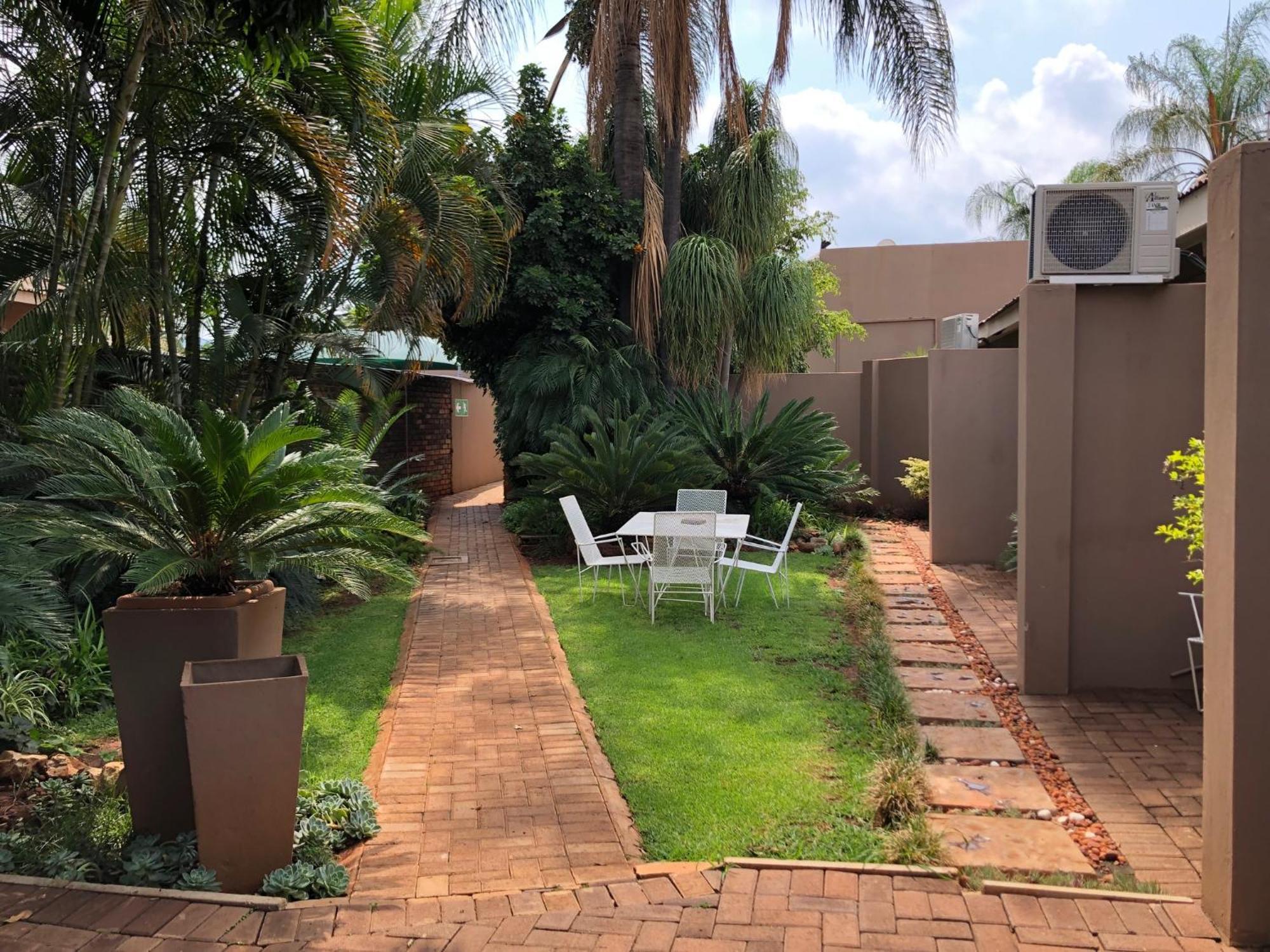 Odelia Guest House Mokopane Eksteriør billede